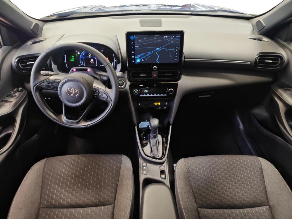 TOYOTA Yaris Cross 2026