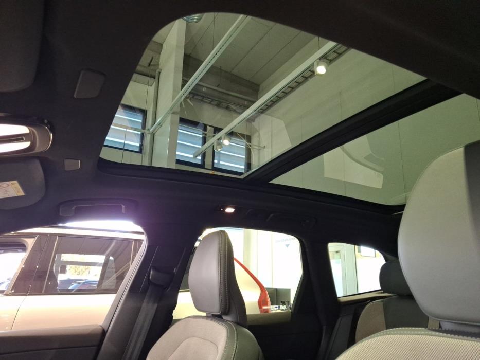 VOLVO XC60 2022