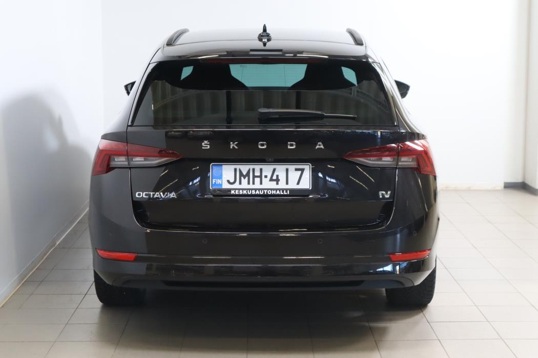 SKODA Octavia 2021
