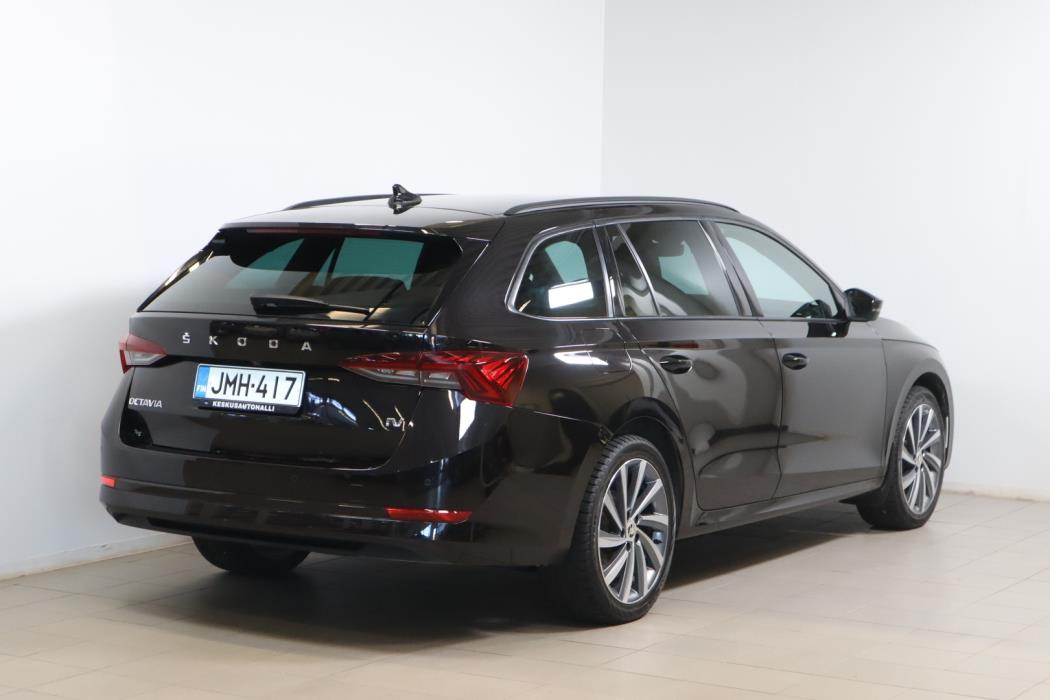 SKODA Octavia 2021