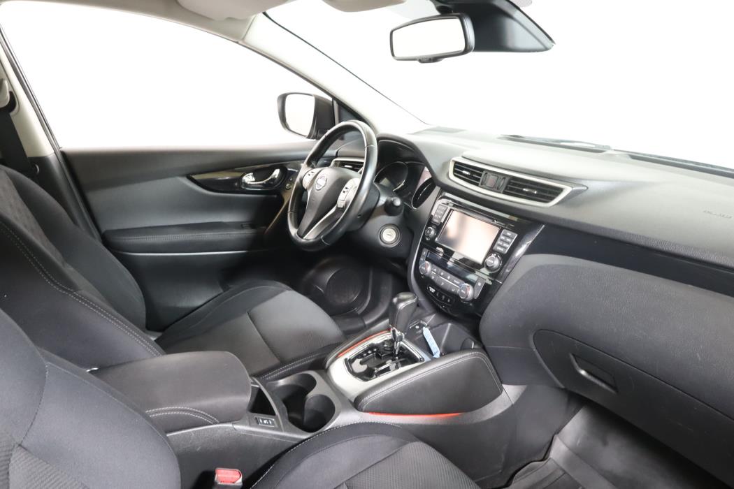 NISSAN Qashqai 2016