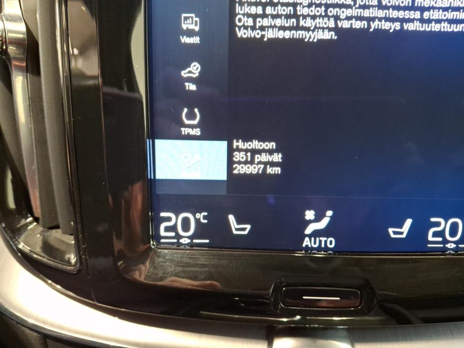 VOLVO XC60 2018