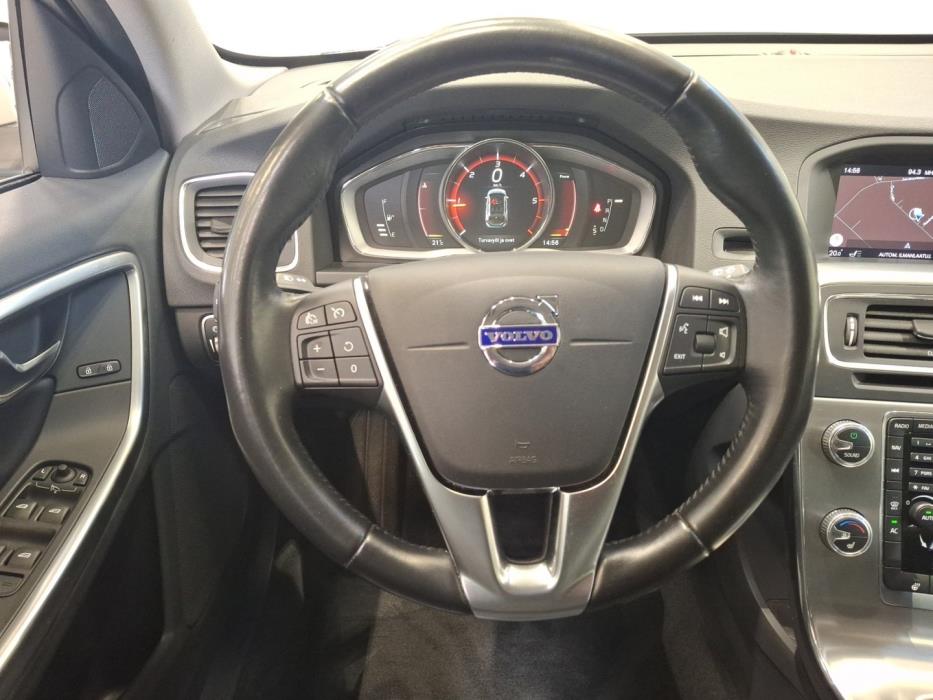 VOLVO V60 2018