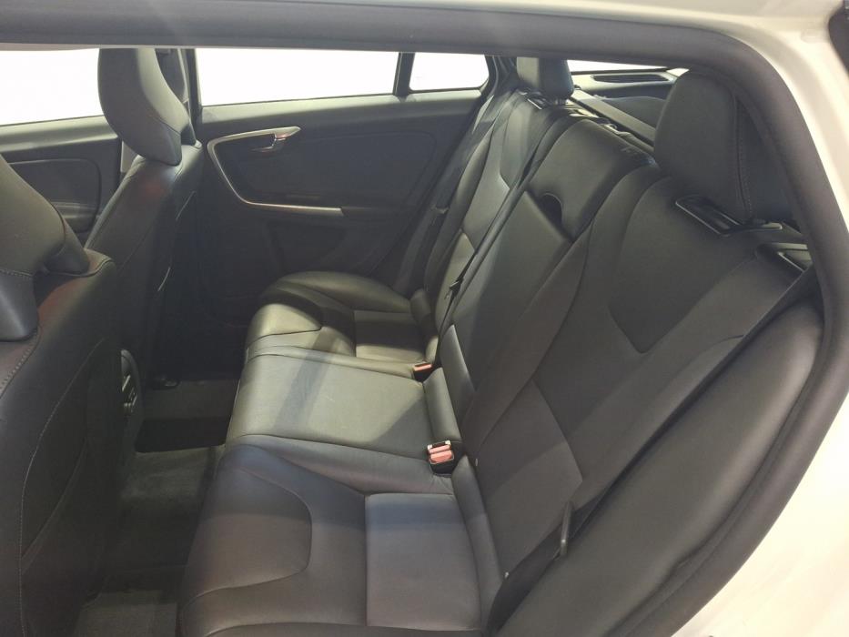 VOLVO V60 2018