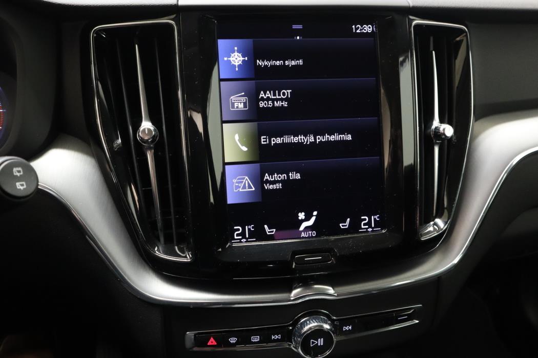 VOLVO XC60 2021