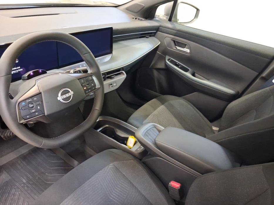 NISSAN Leaf 2026