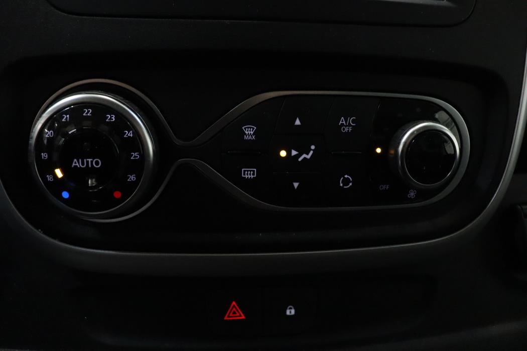 RENAULT Trafic 2021