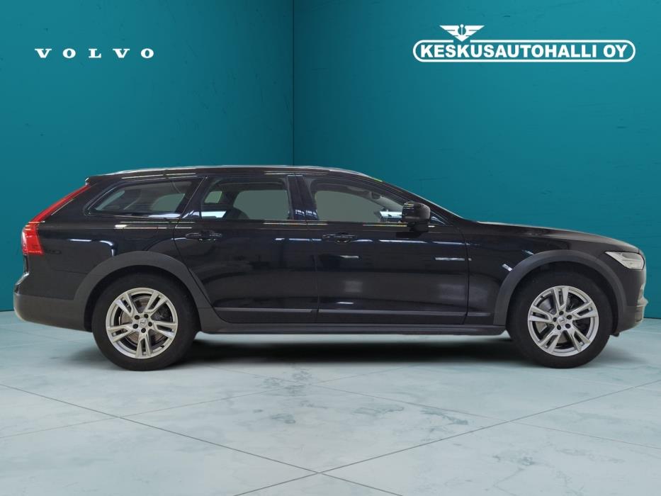 VOLVO V90 Cross Country 2019