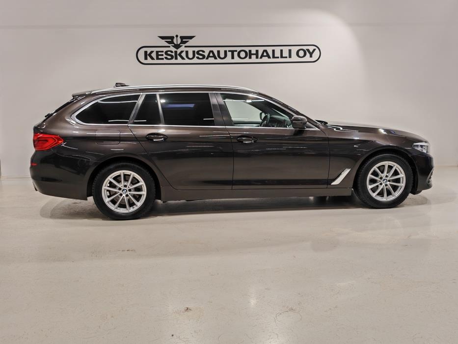 BMW 518 2020