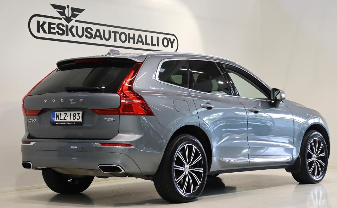 VOLVO XC60 2021
