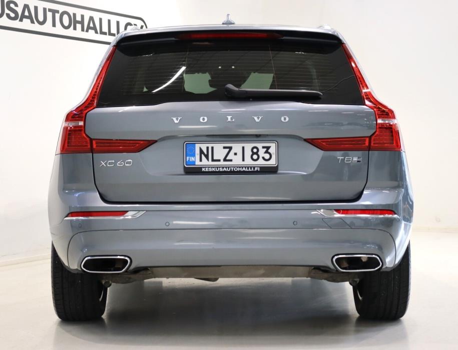 VOLVO XC60 2021
