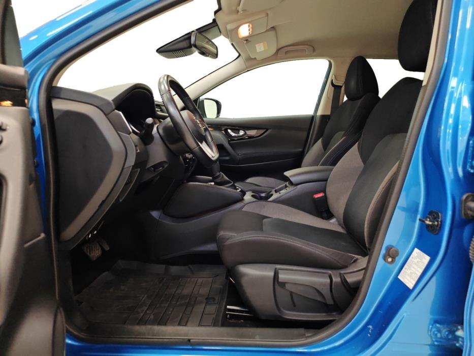 NISSAN Qashqai 2021