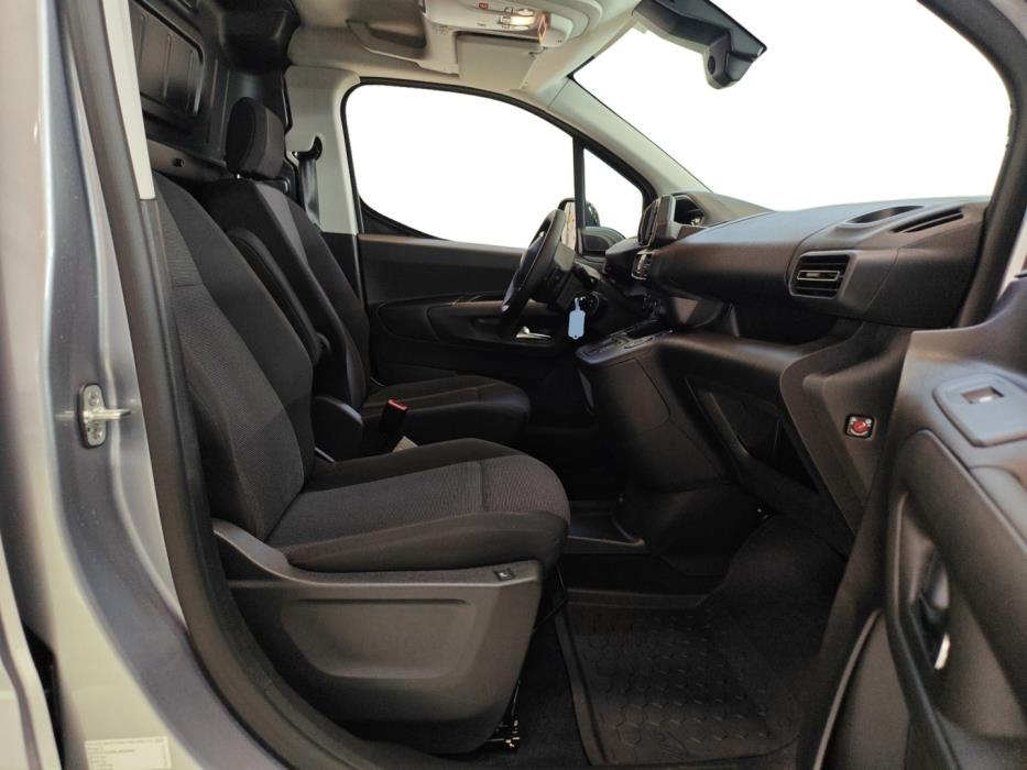 PEUGEOT Partner 2025