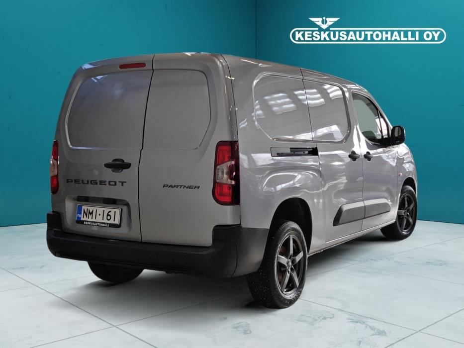 PEUGEOT Partner 2025