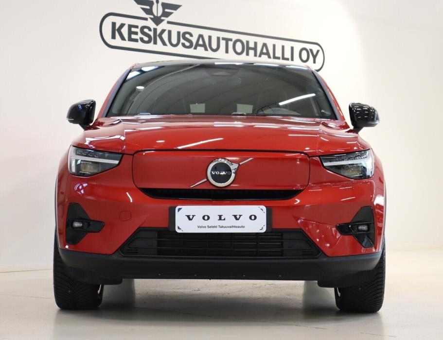 VOLVO C40 2024