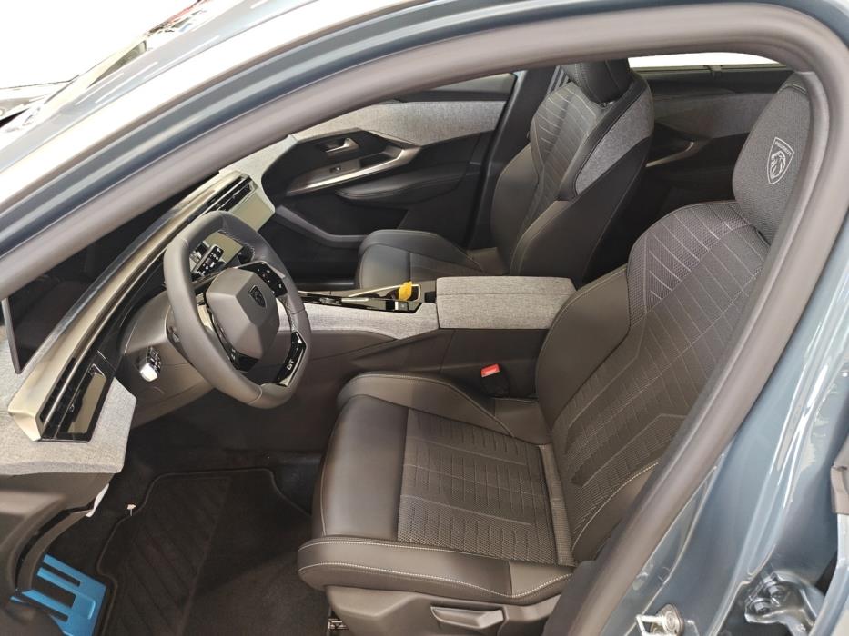 PEUGEOT 5008 2026
