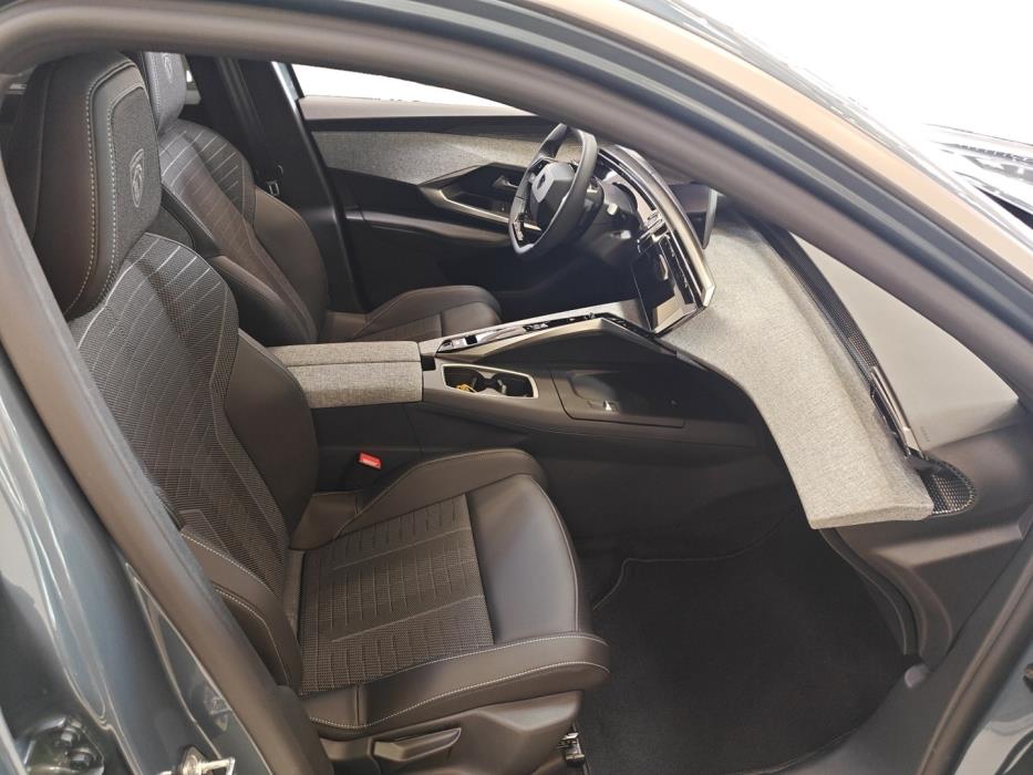 PEUGEOT 5008 2026