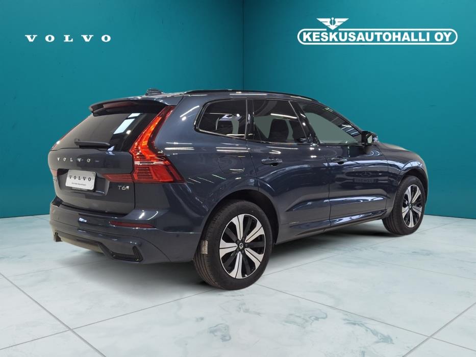 VOLVO XC60 2025