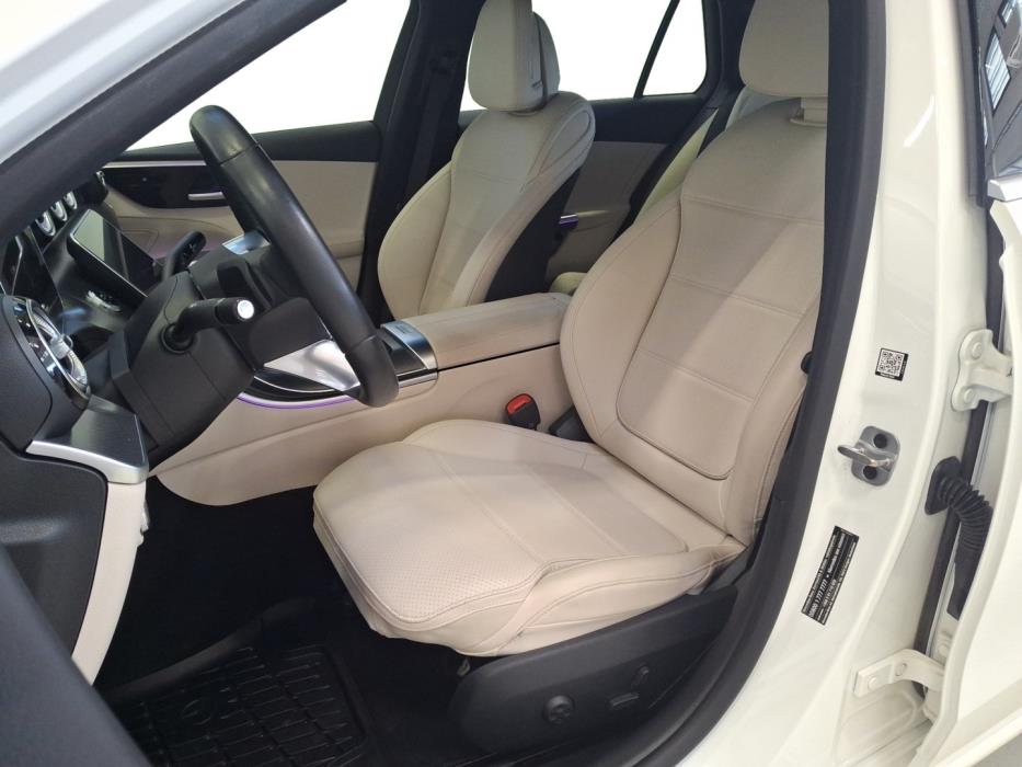 MERCEDES-BENZ C 2023