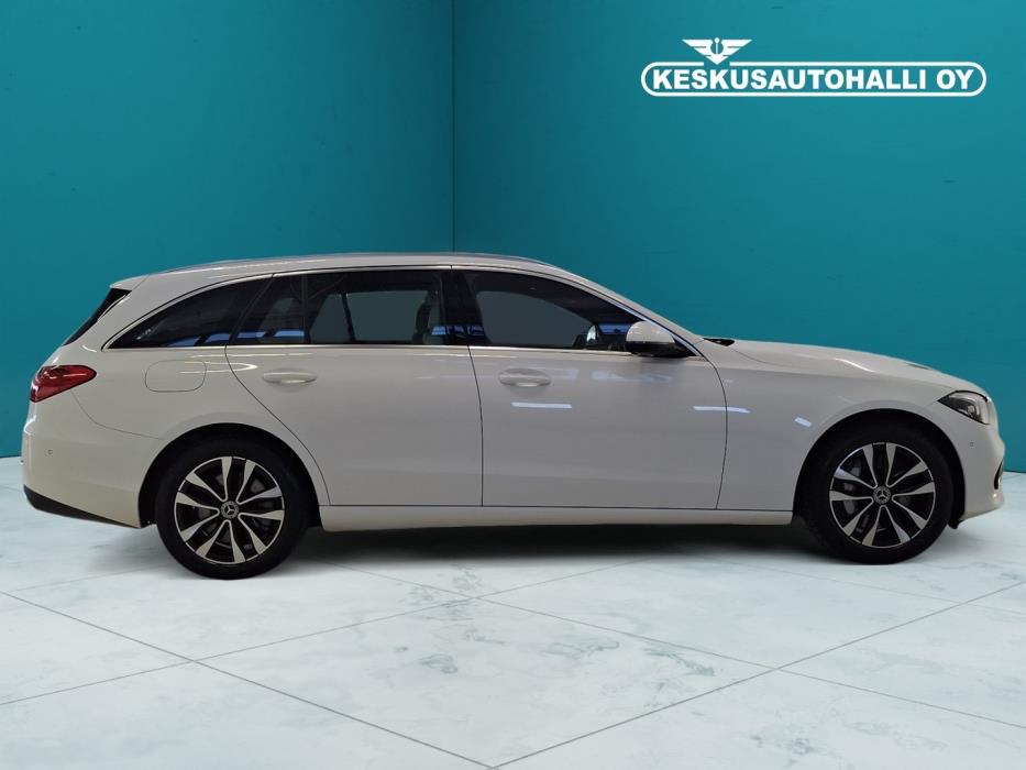 MERCEDES-BENZ C 2023