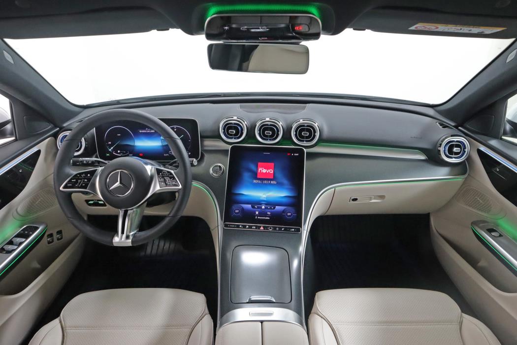MERCEDES-BENZ C 2023
