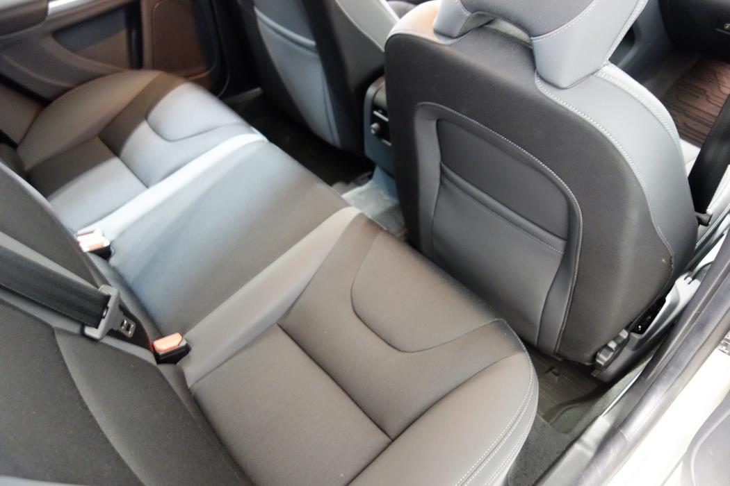 VOLVO V60 2014