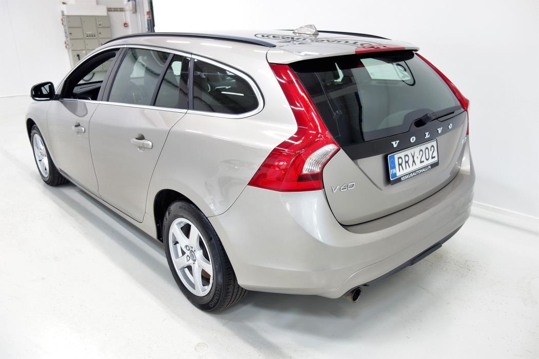 VOLVO V60 2014