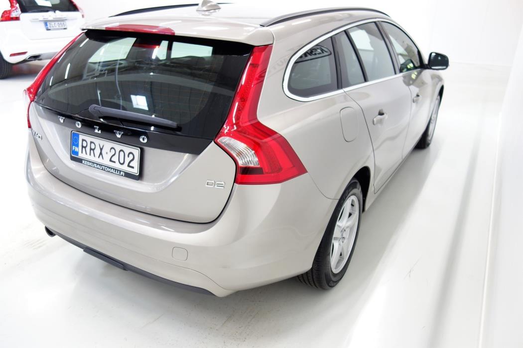 VOLVO V60 2014