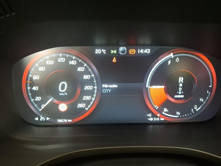 VOLVO XC60 2021