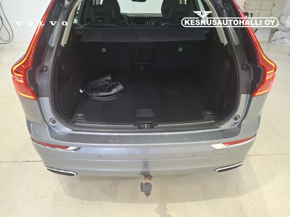 VOLVO XC60 2021