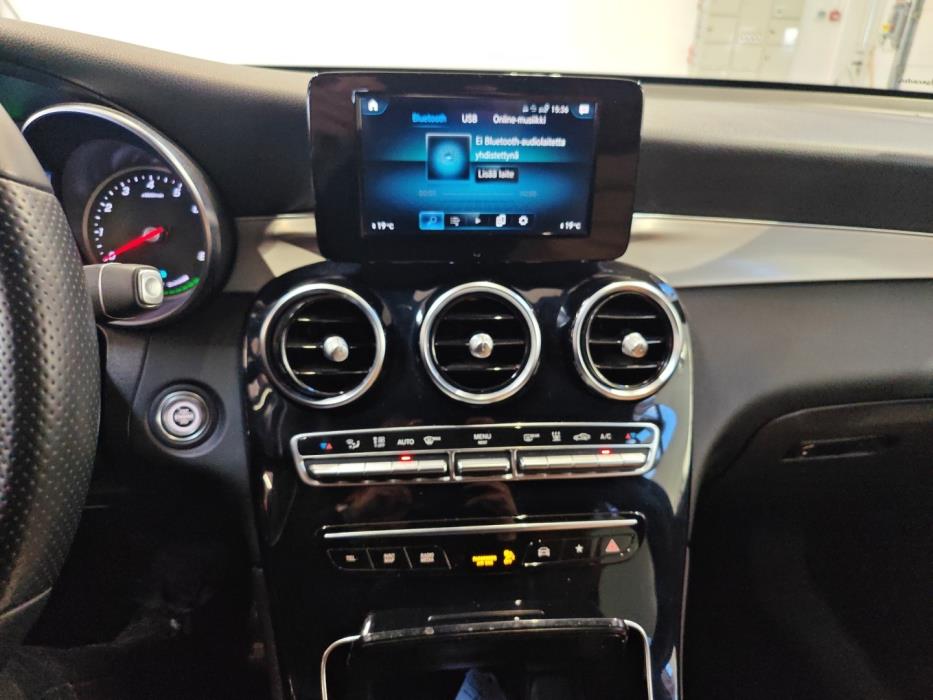MERCEDES-BENZ GLC 2020