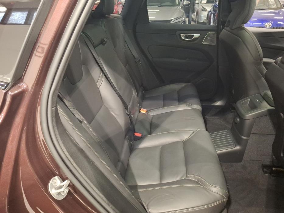 VOLVO XC60 2026
