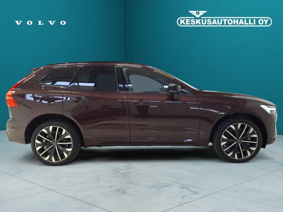 VOLVO XC60 2026