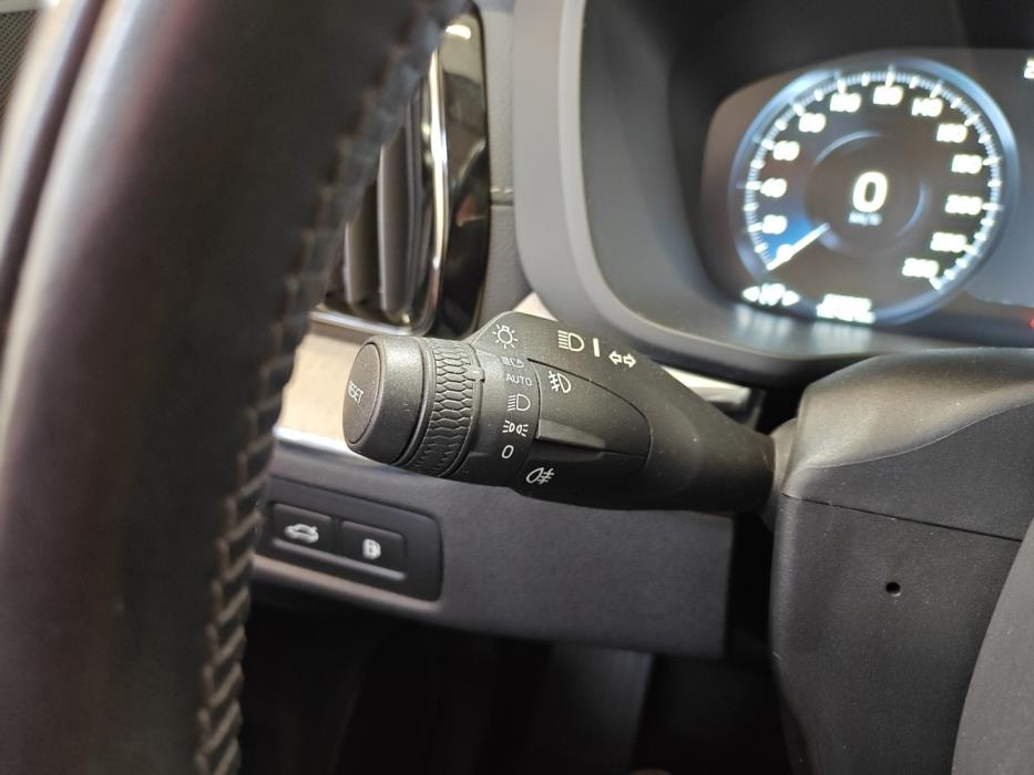 VOLVO XC60 2020