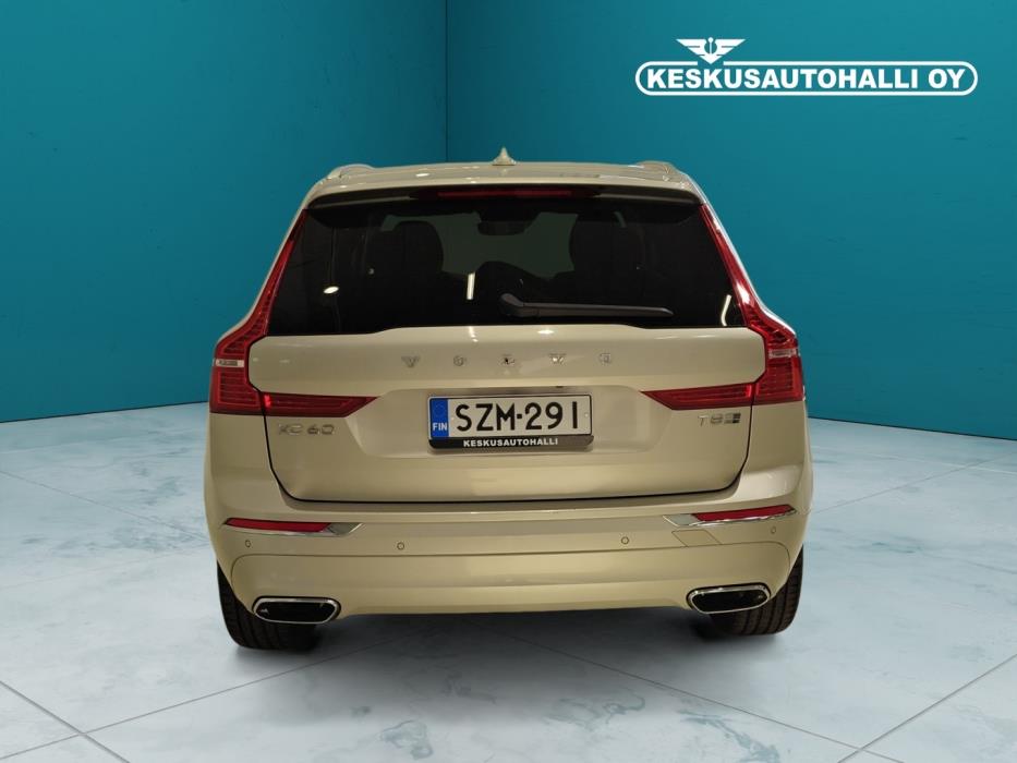 VOLVO XC60 2020