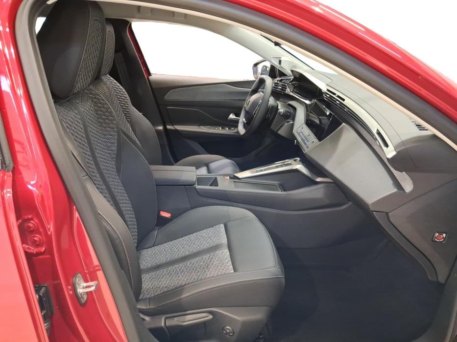 PEUGEOT 408 2026