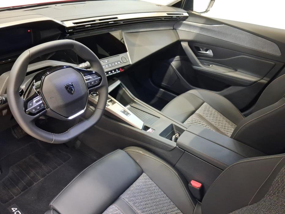 PEUGEOT 408 2026