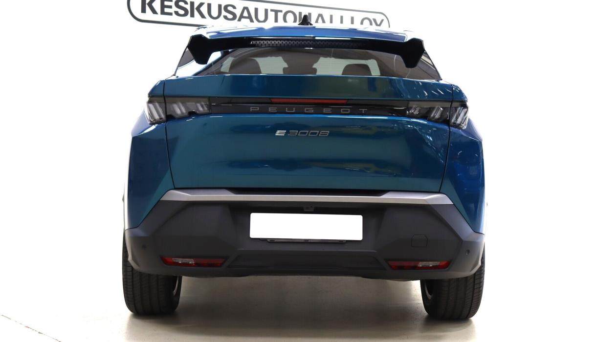PEUGEOT E-3008 2025