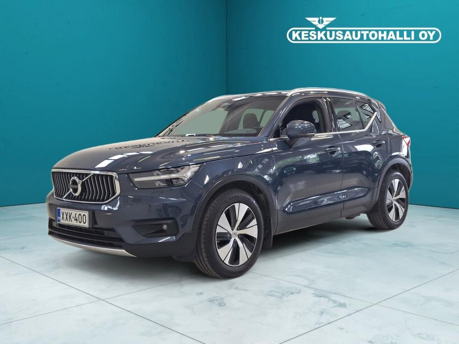 VOLVO XC40 2021