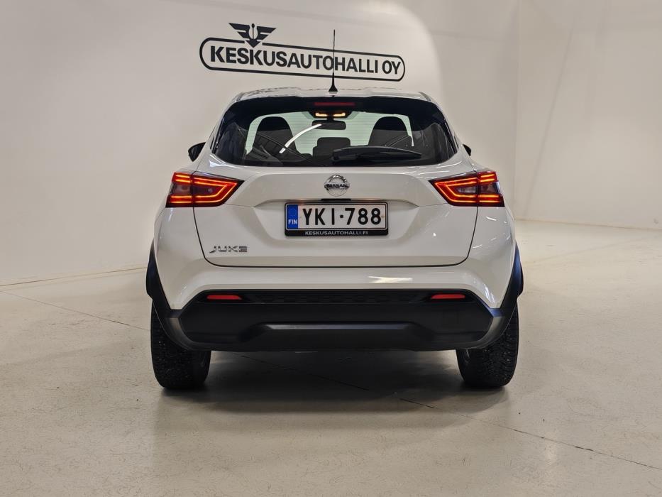 NISSAN Juke 2020