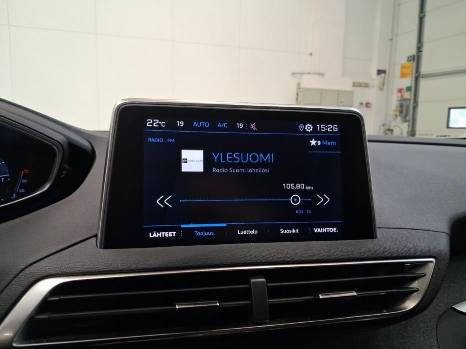 PEUGEOT 5008 2019