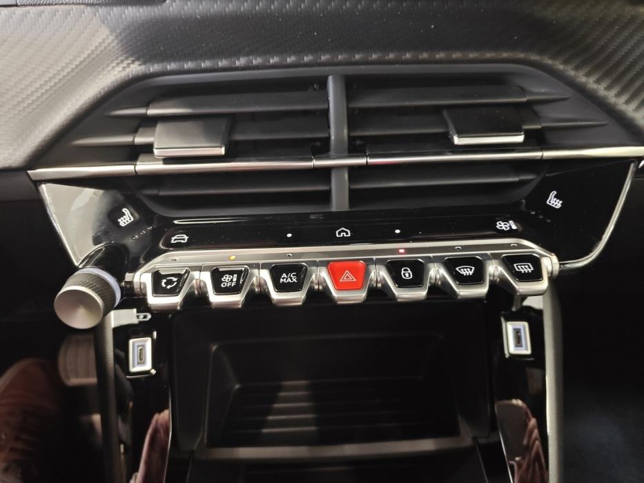 PEUGEOT 2008 2026