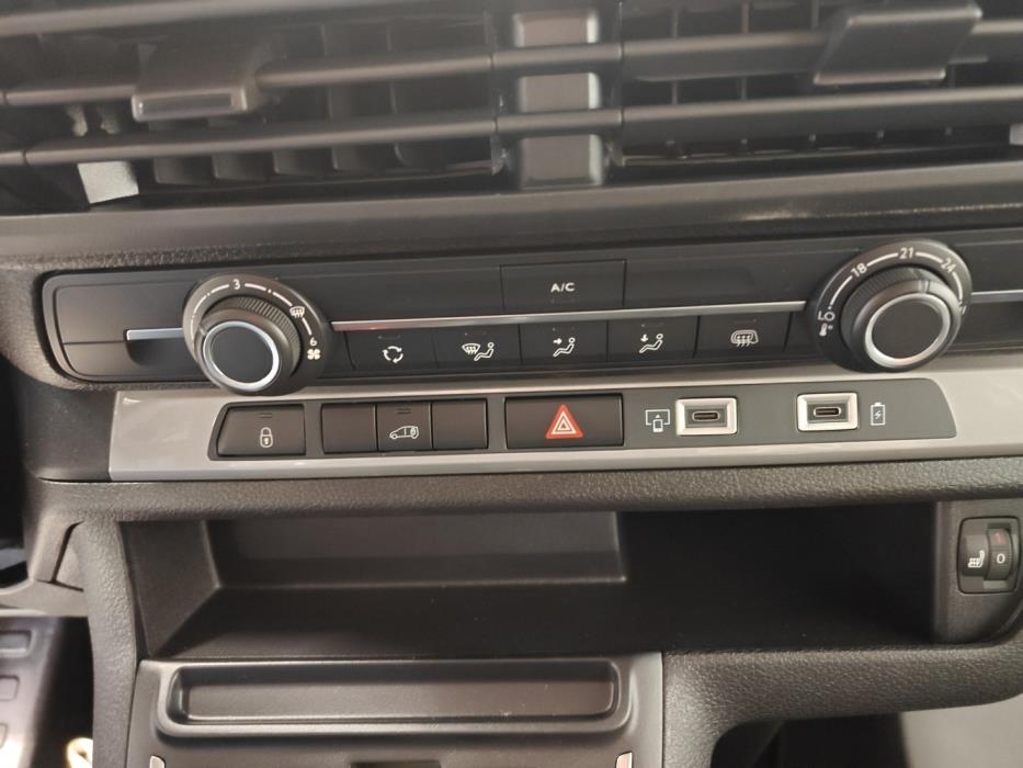 PEUGEOT Expert 2026