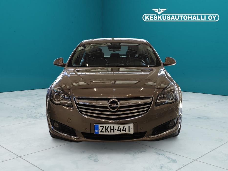 OPEL Insignia 2014