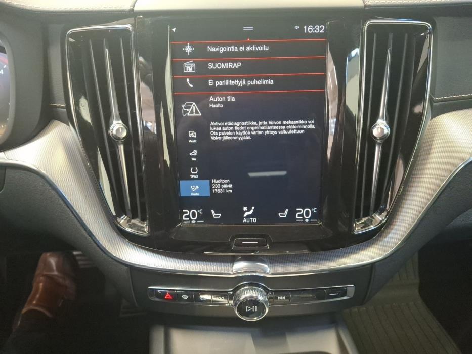 VOLVO XC60 2019