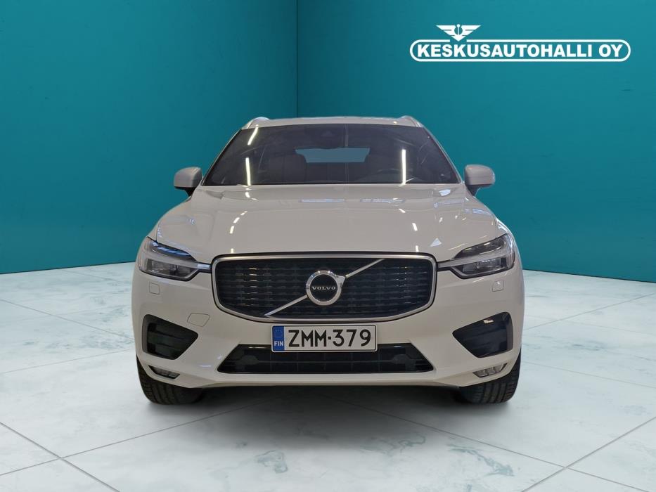 VOLVO XC60 2019