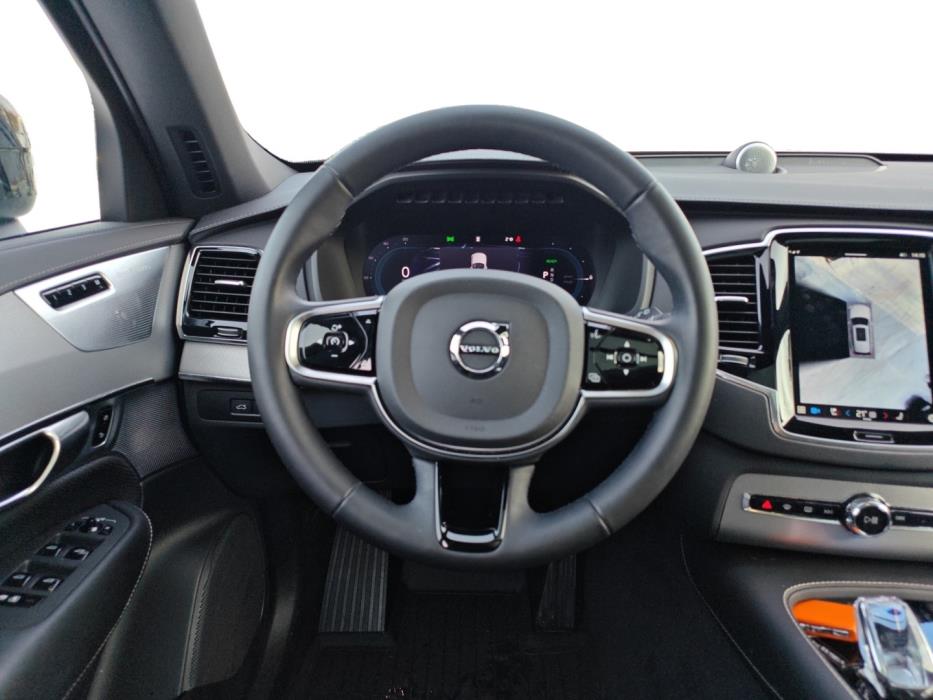 VOLVO XC90 2025