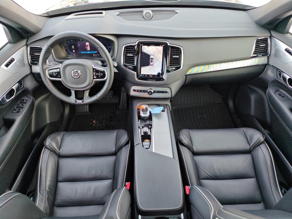 VOLVO XC90 2025