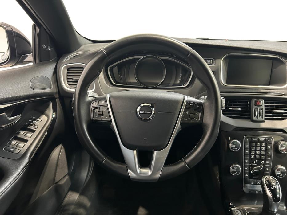 VOLVO V40 Cross Country 2019