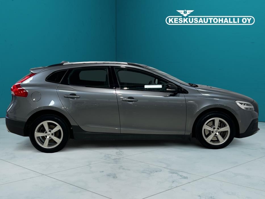 VOLVO V40 Cross Country 2019